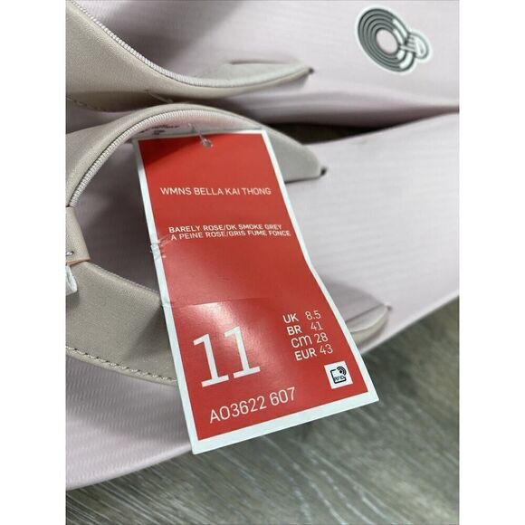 NIKE BELLA KAI WOMENS THONG FLIP FLOPS size 11 BARELY ROSE AO3622-607 - Picture 2 of 6